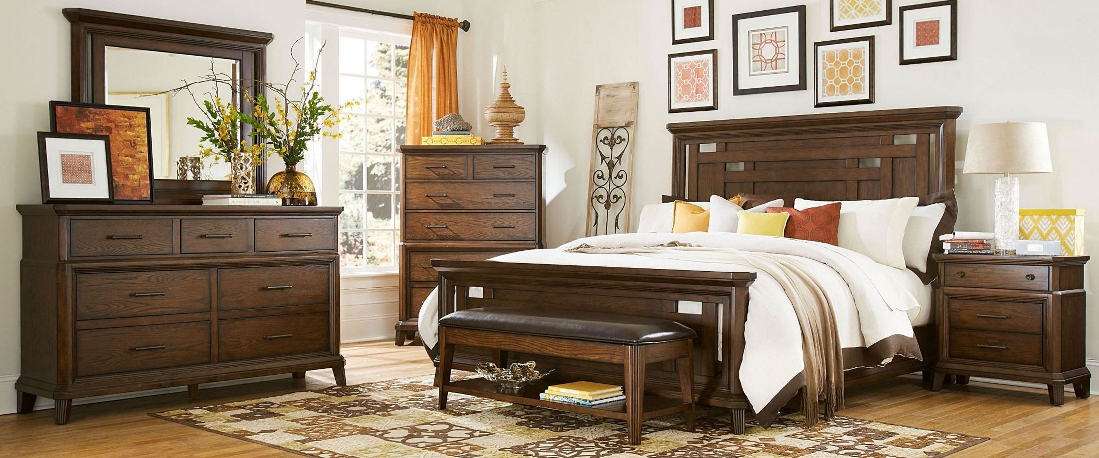 Estes Park Panel Bedroom Set from Broyhill (4364250251450) Coleman
