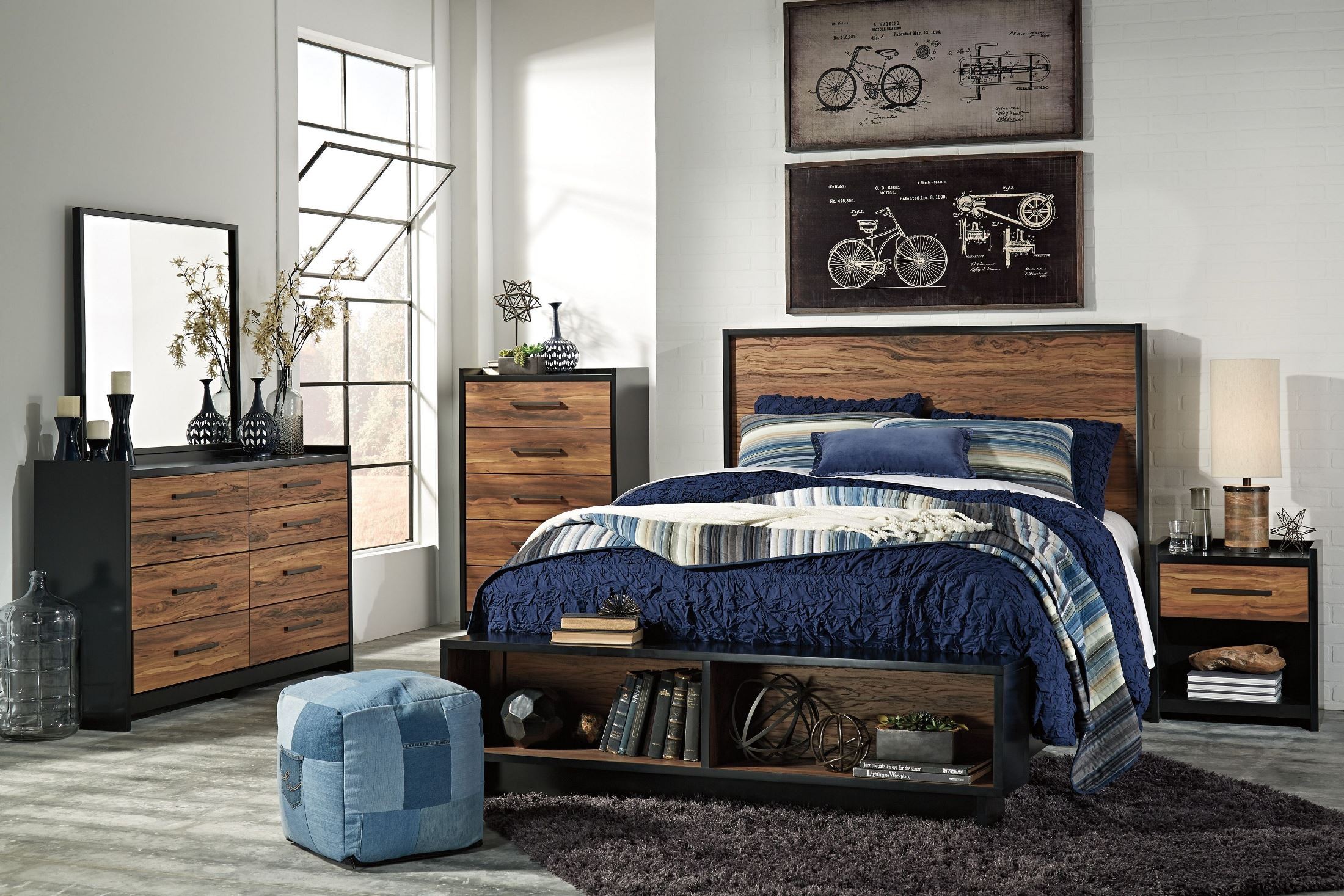 Stavani Queen Panel Bed Stavani Queen Panel Bed