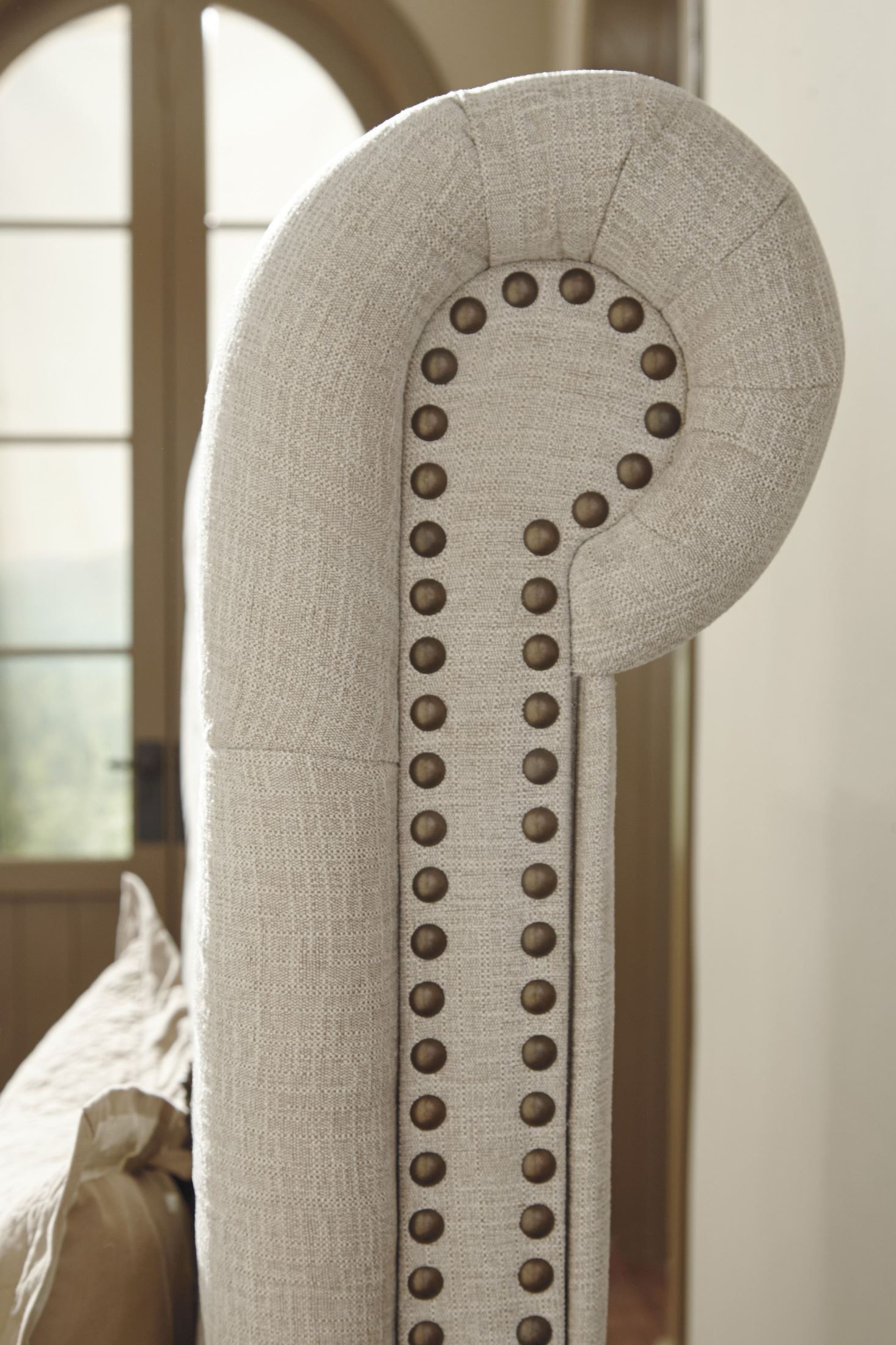 Willenburg Linen Cal. King Upholstered Sleigh Bed, B643787695, Ashley