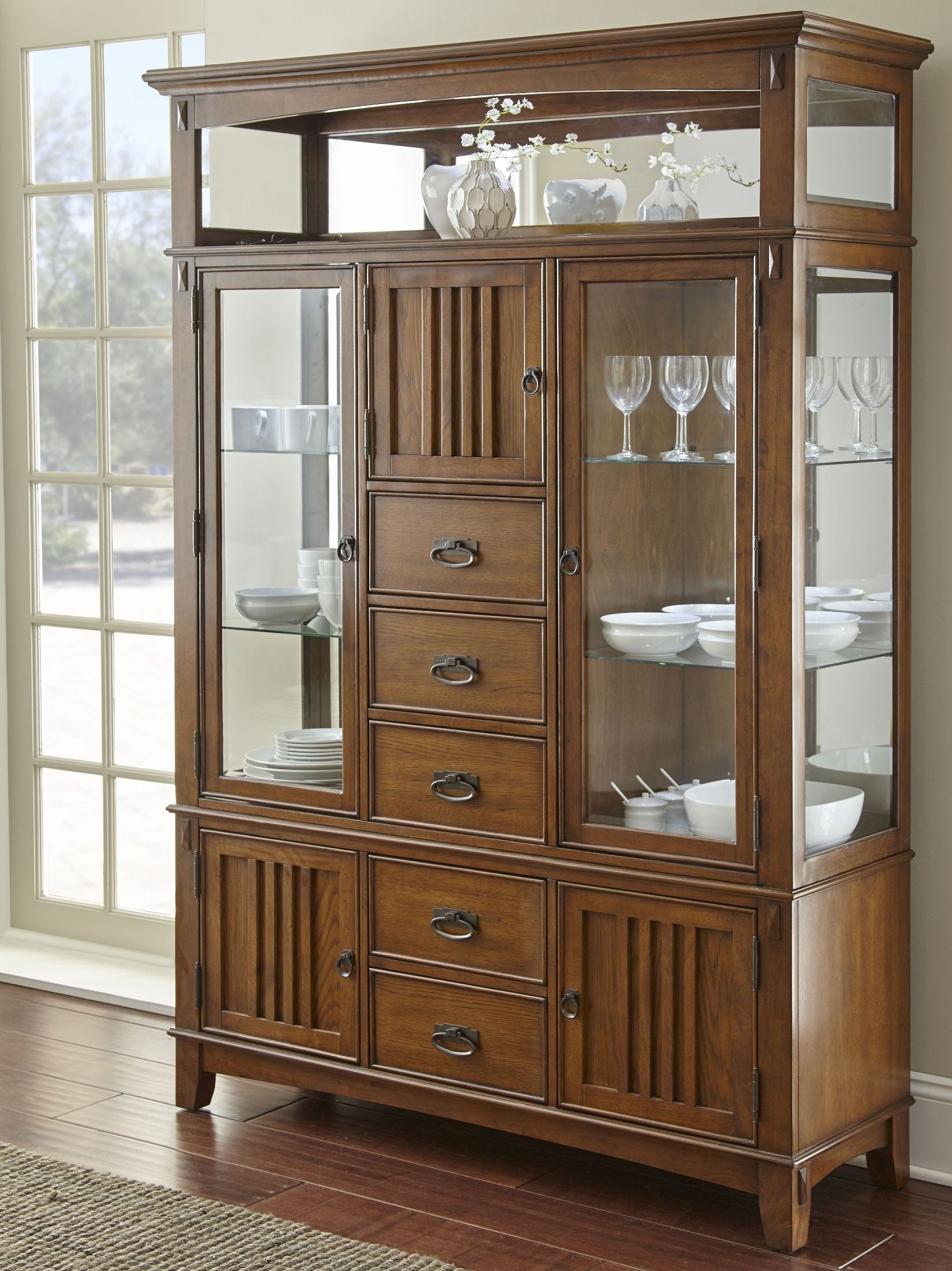 Larkin Medium Oak Buffet and Hutch, LK550BH, Steve Silver