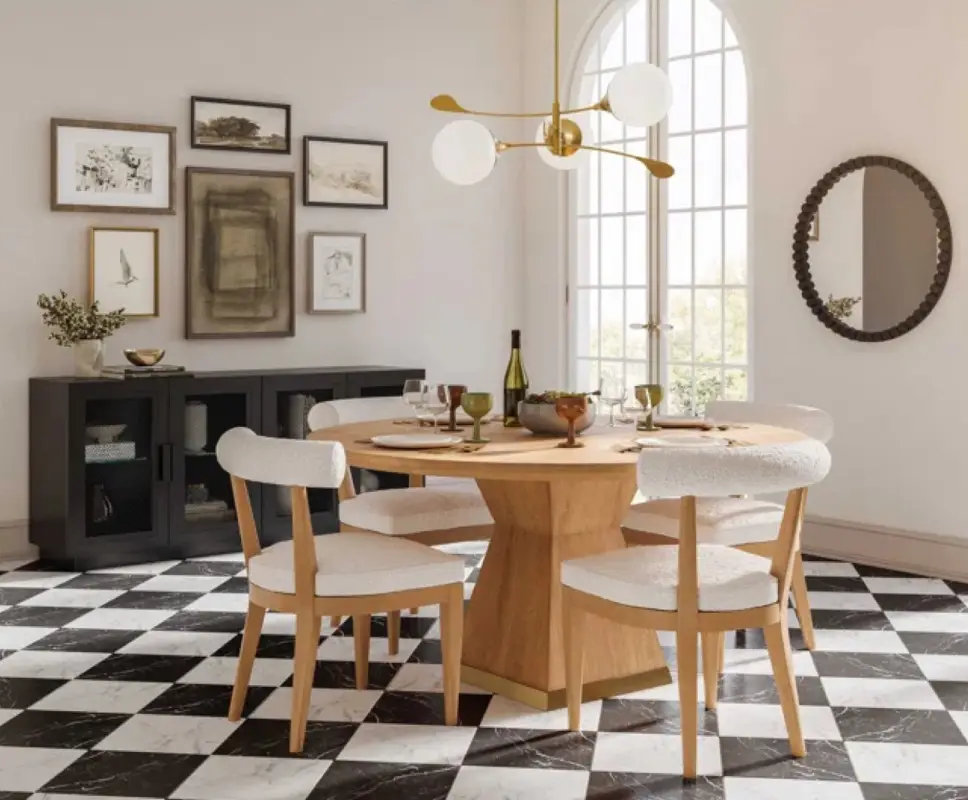 Round and oval kitchen tables