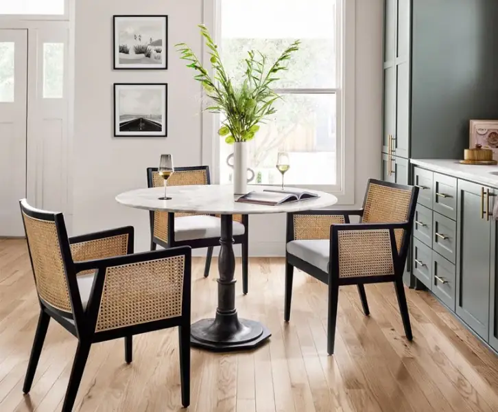 How to Choose Dining Chairs for Your Home
