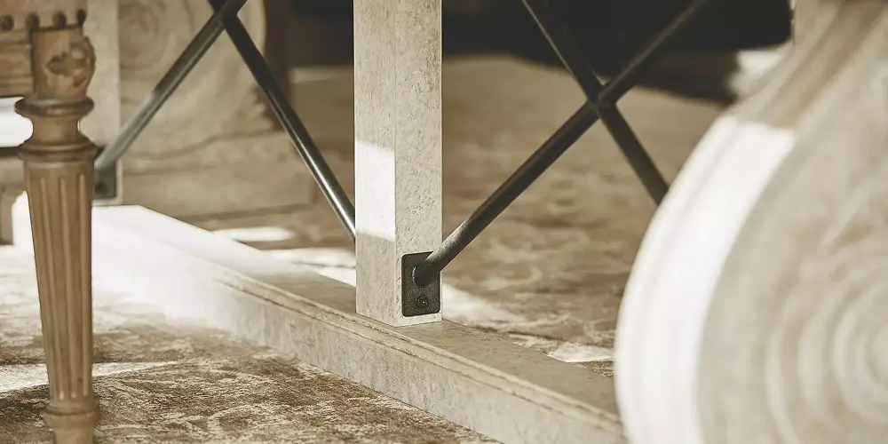 Kitchen table construction quality details