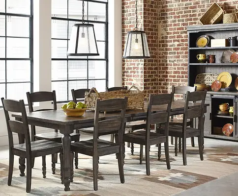 How to Choose Dining Chairs for Your Home