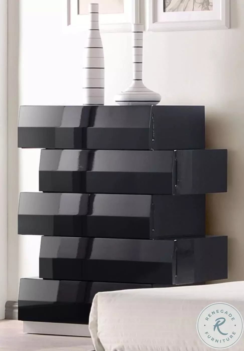 Milan Black Lacquer Platform Bedroom Set from J&M (176871-Q