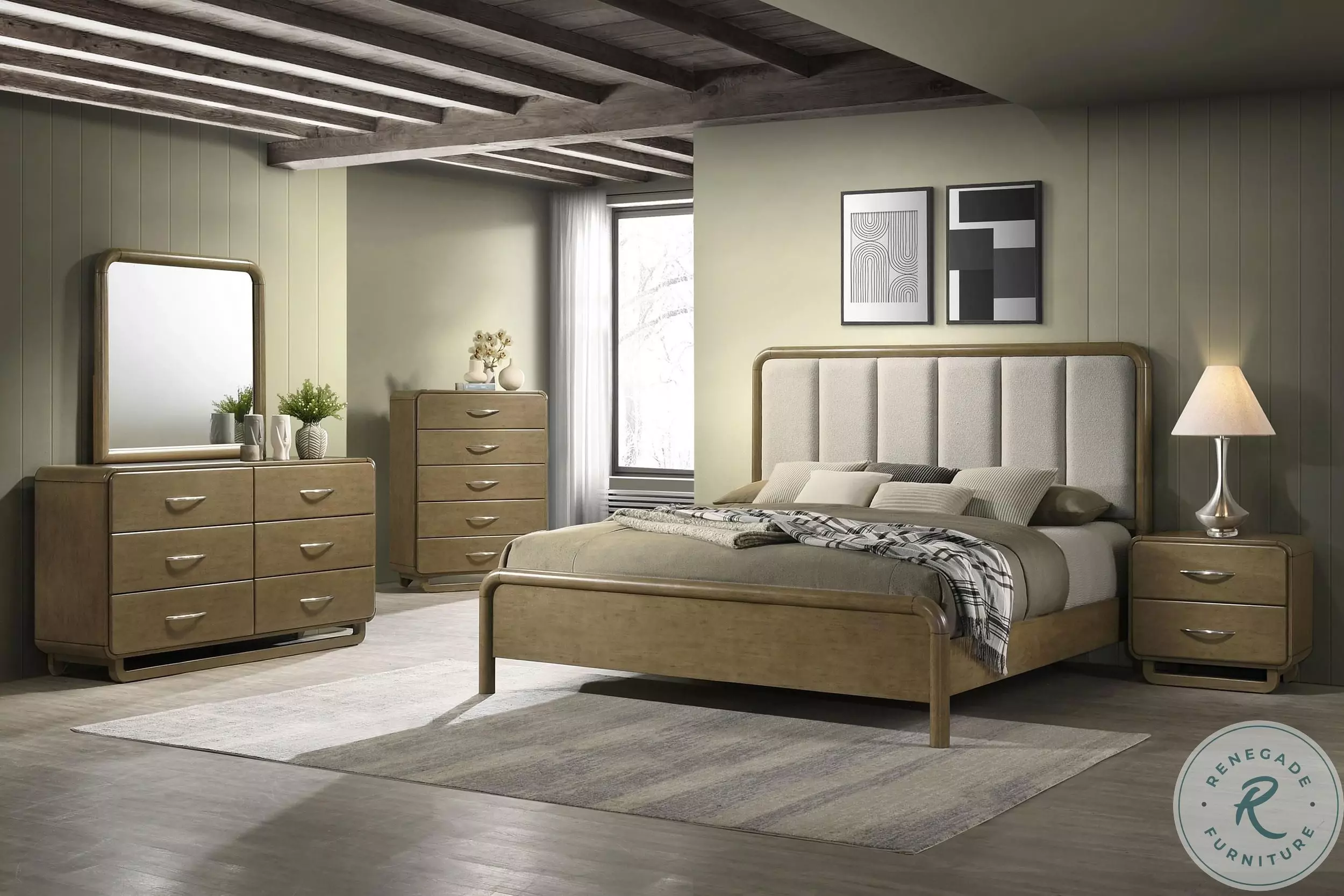 Amsbury 4-piece Eastern King Bedroom Set Nutmeg