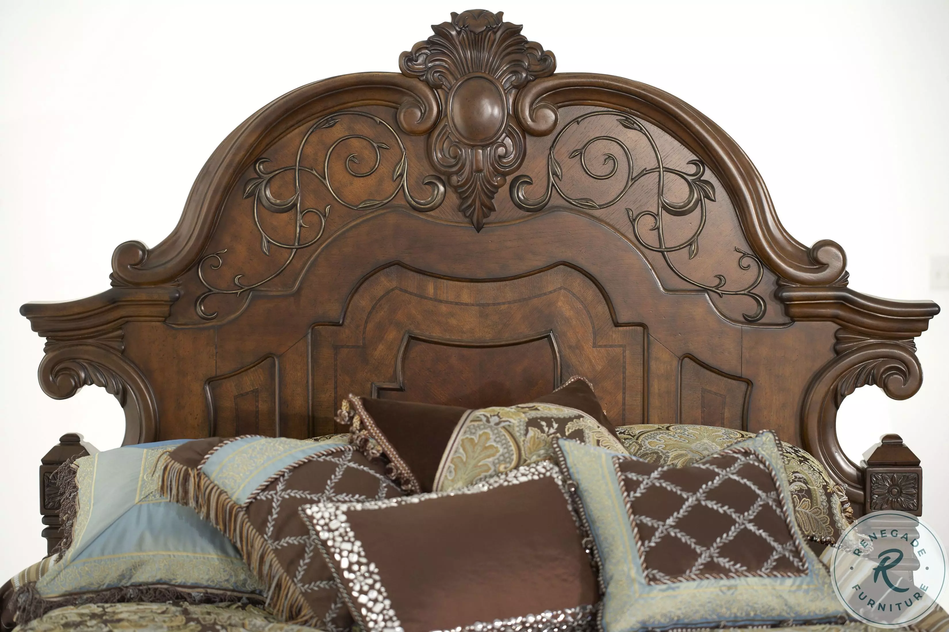 Windsor Court Vintage Fruitwood Mansion Bedroom Set From