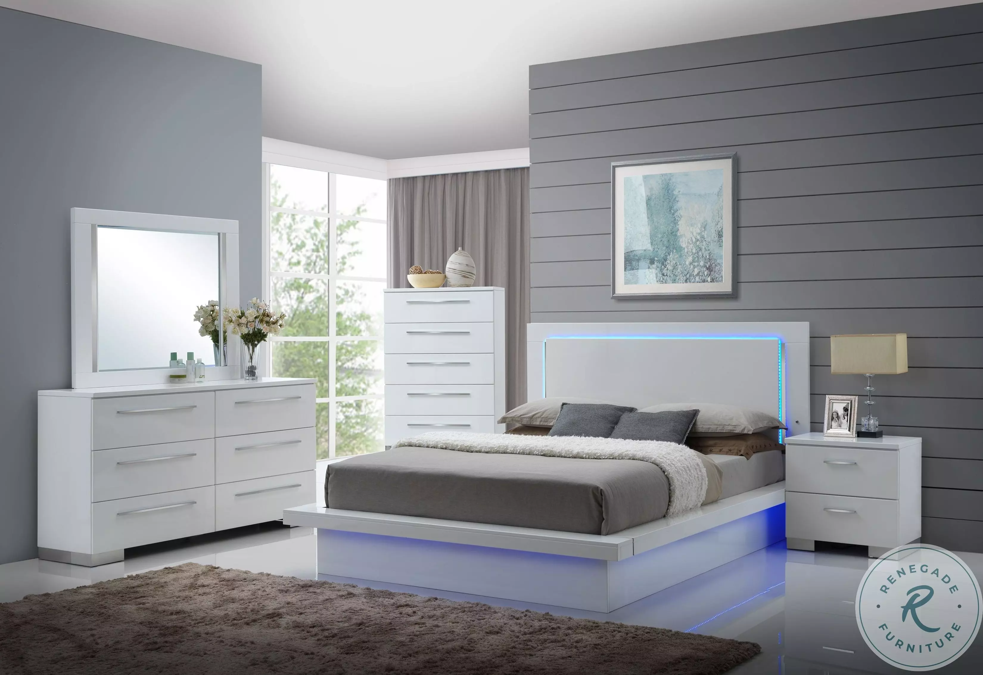 Sapphire High Gloss White Laminate King Platform Bed From Home
