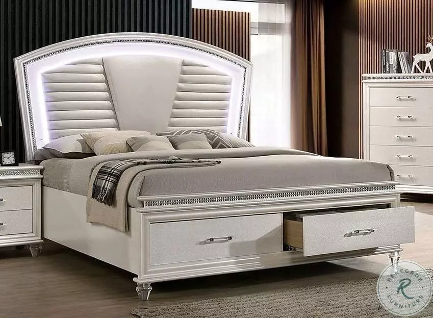 Maddie Pearl White And White Queen Upholstered Storage Panel
