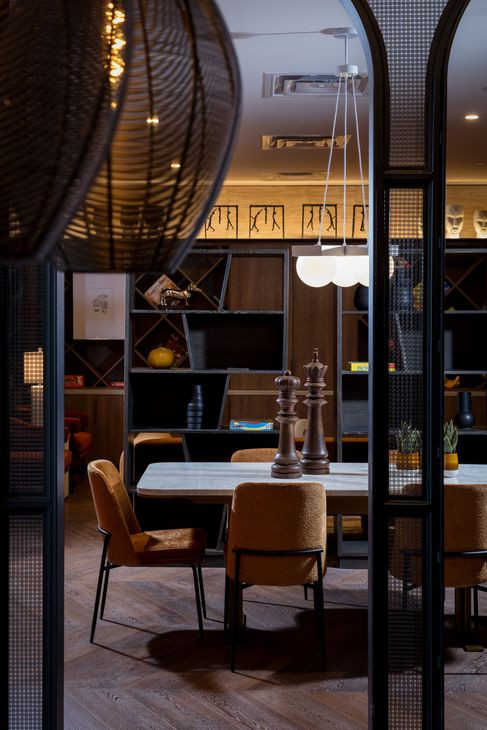 Zeke Bergen Marmalade Dining Chair Set of 2