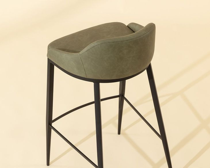 Glenwood Ivanhoe Pine Upholstered Bar Stool