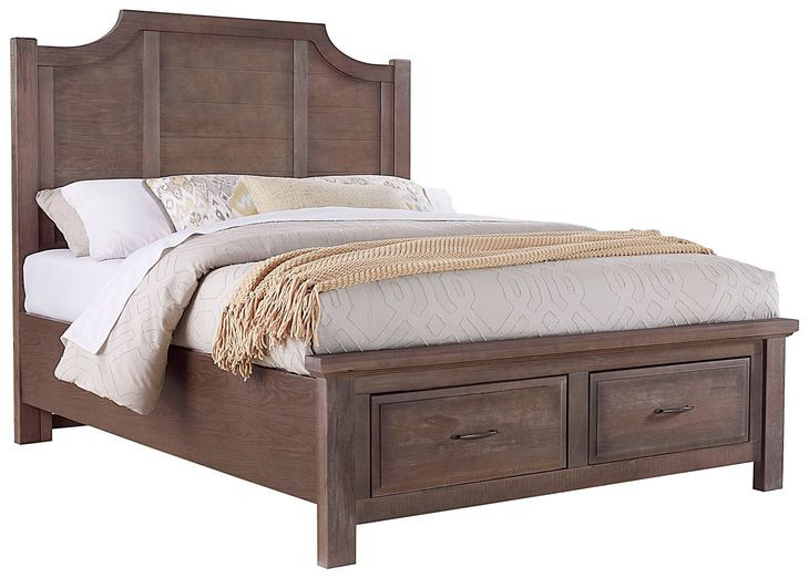 Maple Road Maple Syrup Scalloped Storage Panel Bedroom Set
