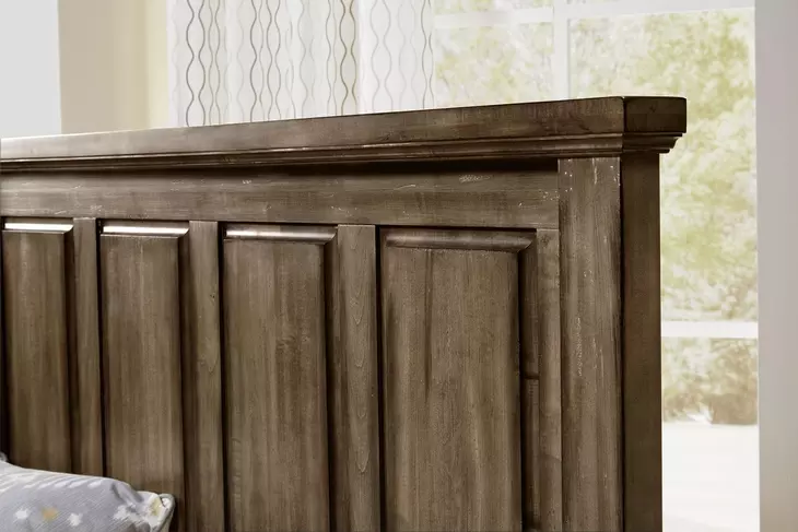 Maple Road Maple Syrup King Mansion Storage Panel Bed