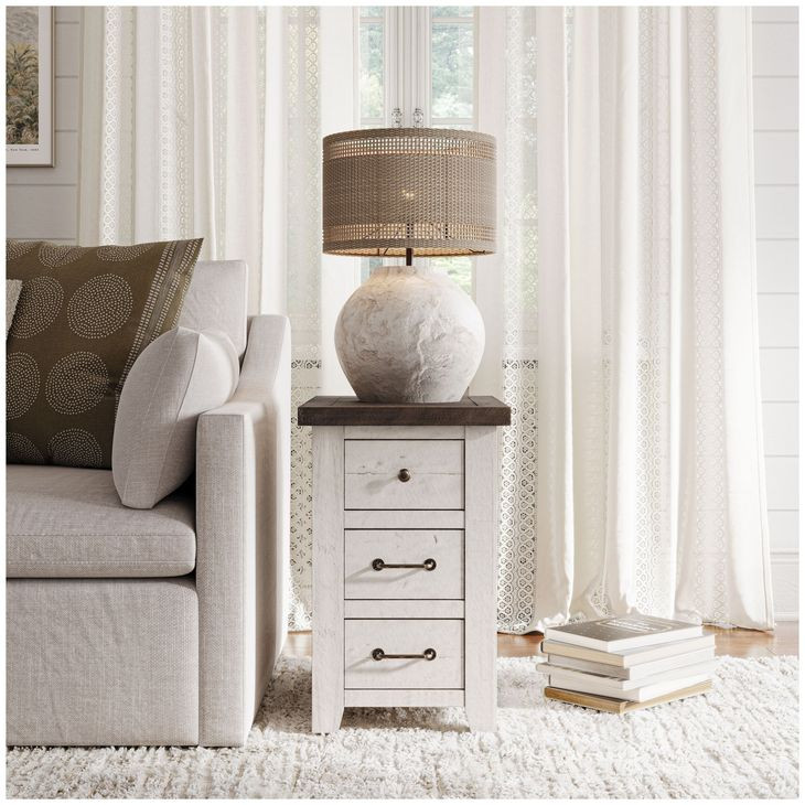 Madison County Vintage White Harris Chairside Table