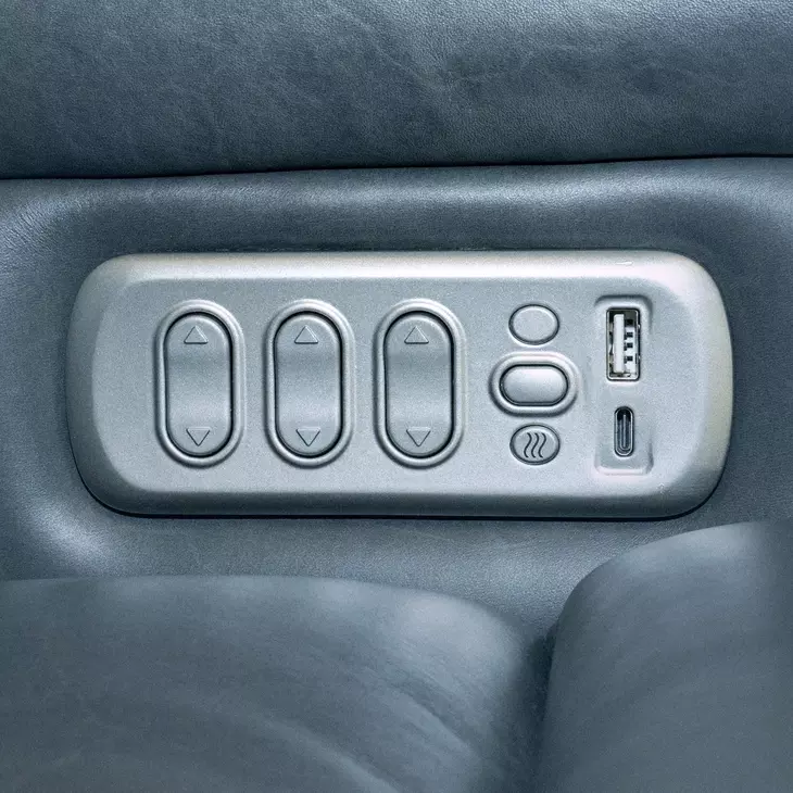 Oasis Storm Leather 83" Zero Gravity Power Reclining Sofa with USB Charging and Heat Massage
