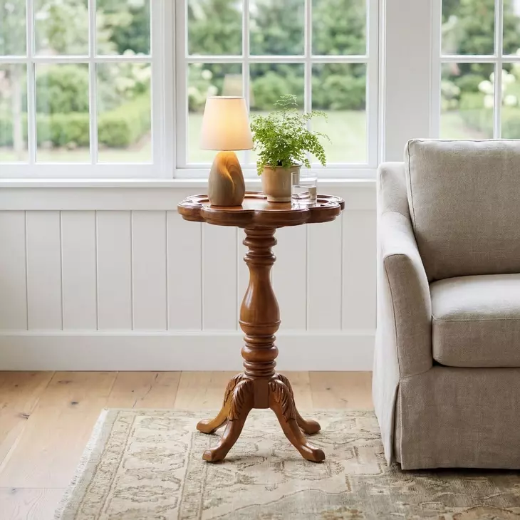 923101 Masterpiece Olive Ash Burl Scatter Table