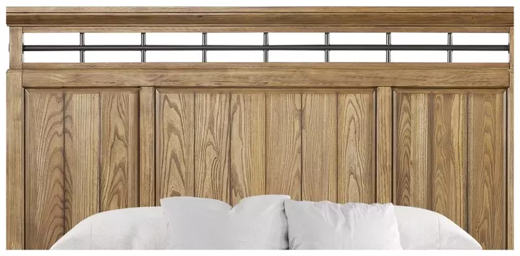 Clover Ridge Carmel King Panel Bed with Bench