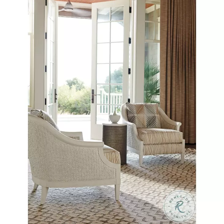 Ocean Breeze Santa Cruz Marble And Aged Pewter Turnberry Round Chairside Table