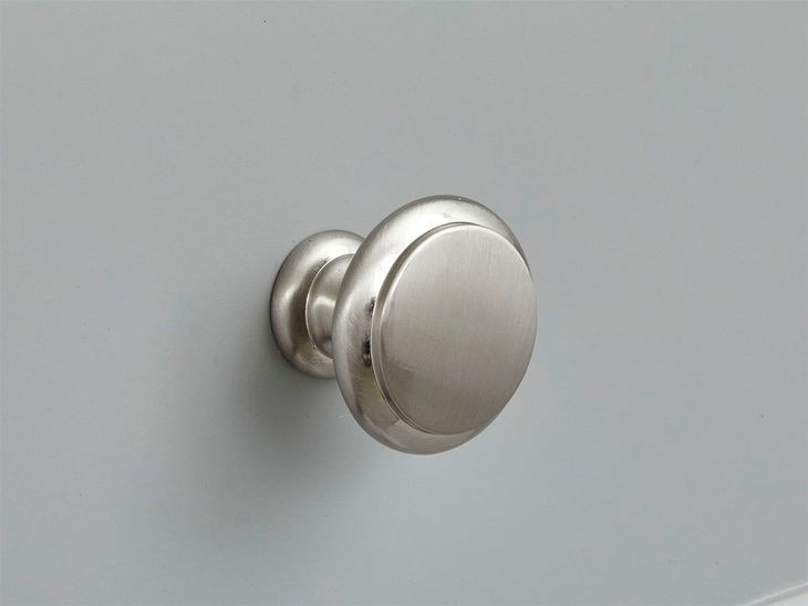 Charleston Harbor Gray 5 Drawer Chest