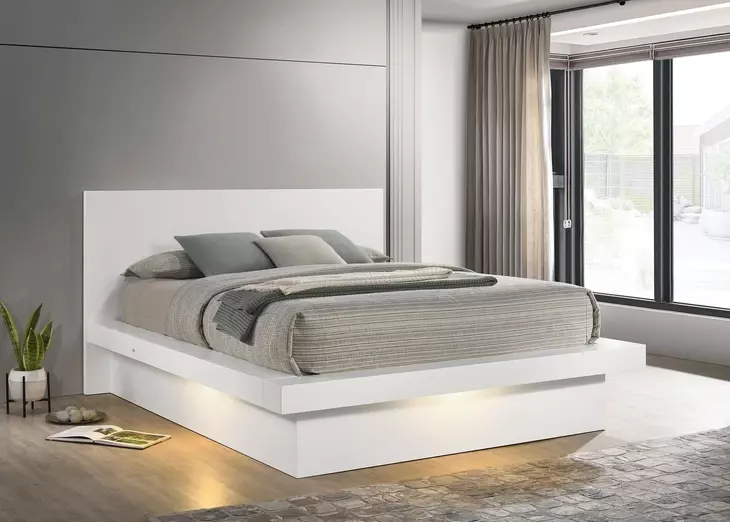 Jessica White Queen Platform Bed