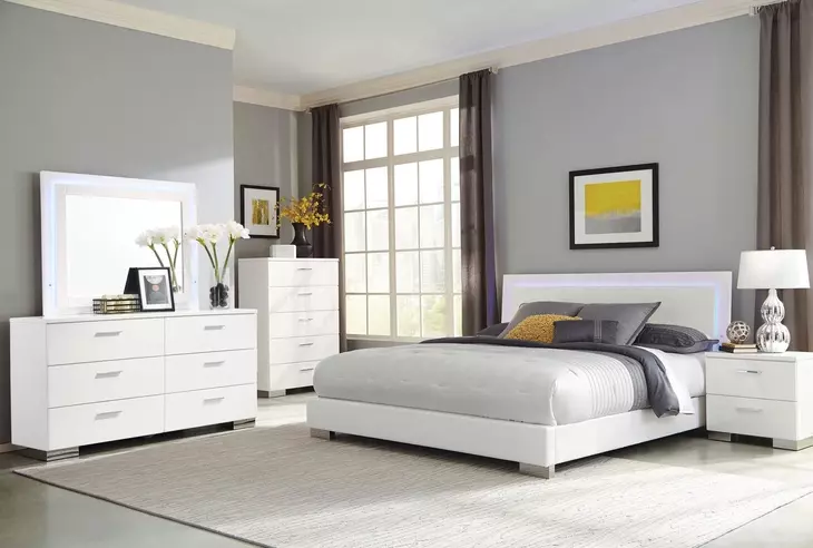 Felicity Gloss White Nightstand