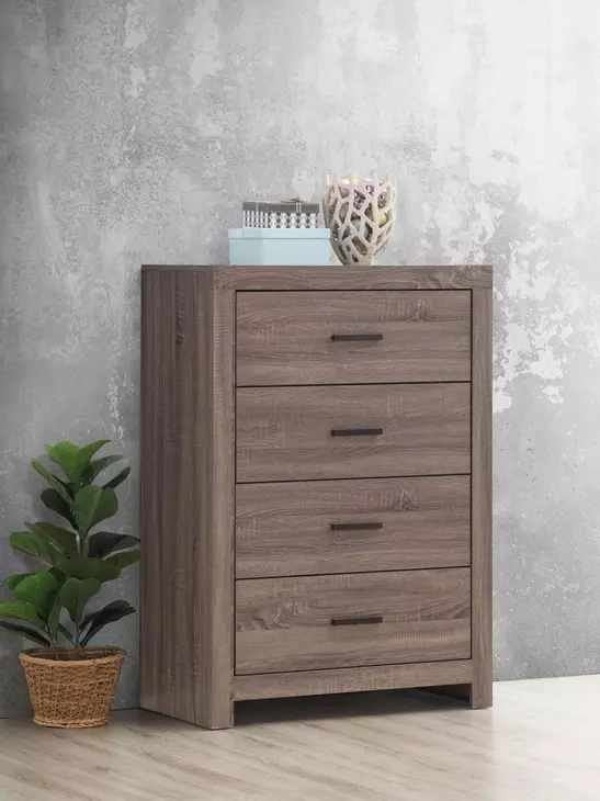 Brantford Barrel Oak Chest