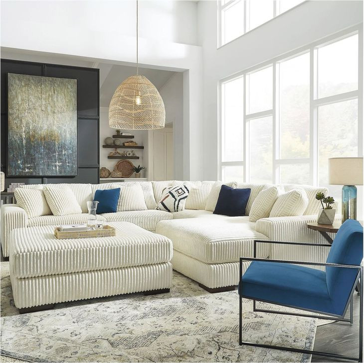 Lindyn Ivory 4 Piece Sectional with RAF Chaise