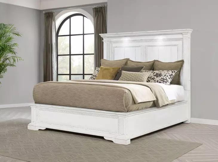 McKinney Vintage White Panel Bedroom Set