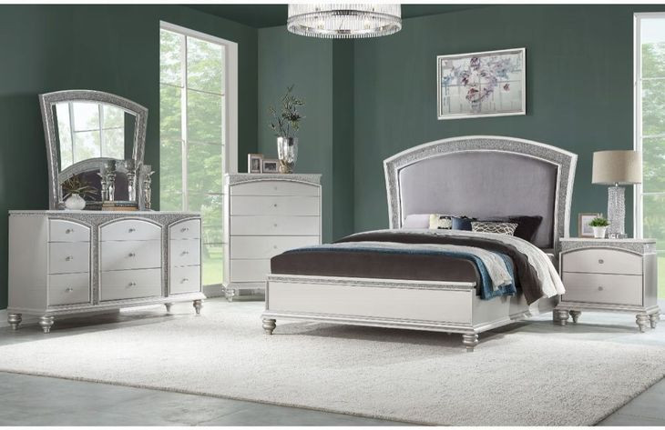 Maverick Gray and Platinum Queen Upholstered Panel Bed