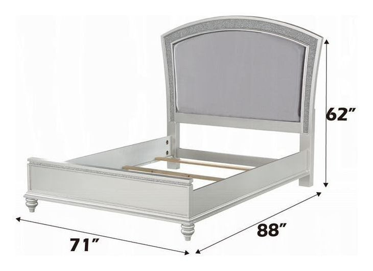 Maverick Gray and Platinum Queen Upholstered Panel Bed