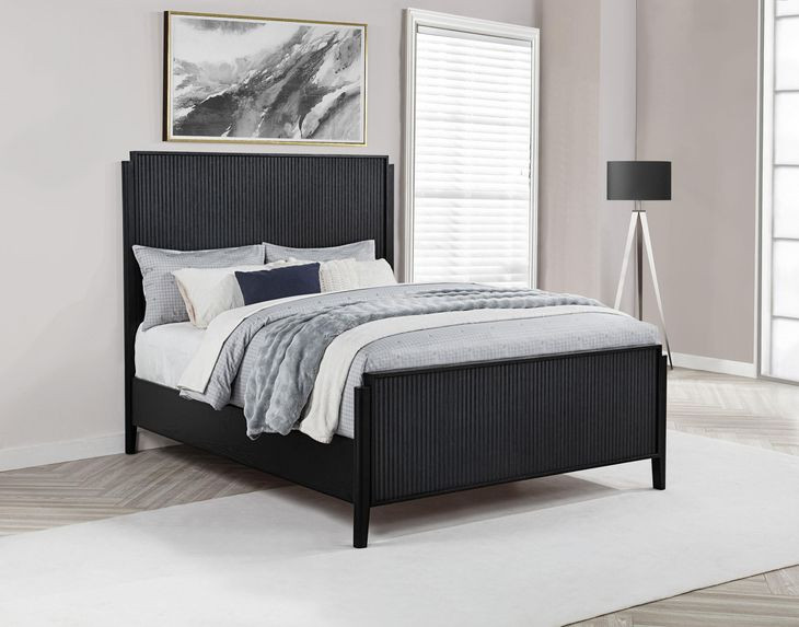 Brookmead Black Queen Panel Bed