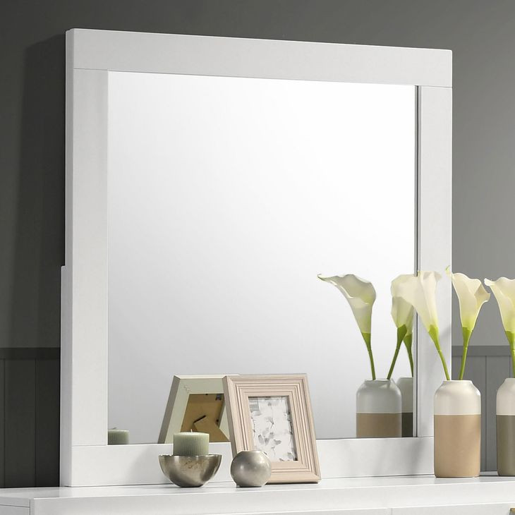 Caraway White Dresser Mirror