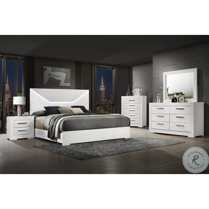 Ives White High Gloss Queen Panel Bedroom Set from Coaster Furniture