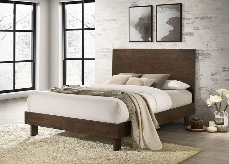 Glenwood Warm Brown Queen Platform Bed