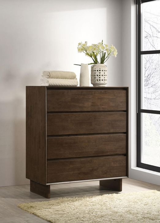 Glenwood Warm Brown 4 Drawer Chest