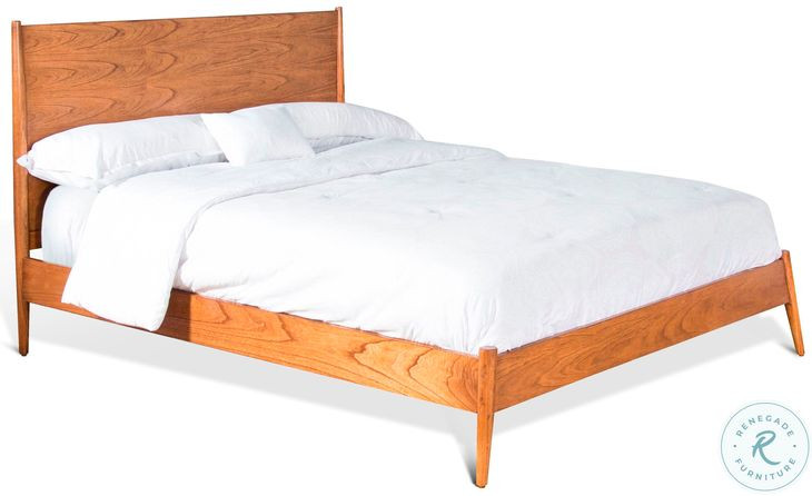 Cinnamon Mindi Medium Brown Queen Platform Bed