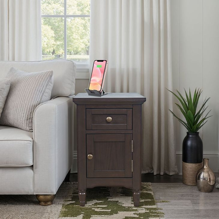Brentwood Arbor Oak End Table with USB Charging