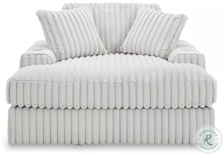 Stupendous Alloy Oversized Chaise