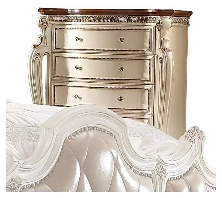 Picardy Antique Pearl and Cherry Oak 5 Drawer Chest
