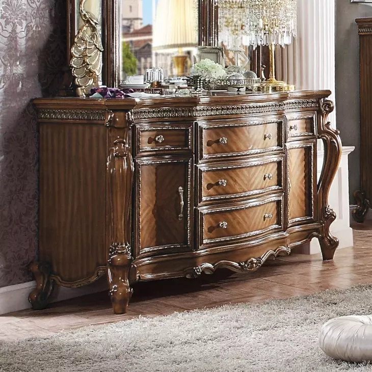 Picardy Honey Oak 5 Drawer Dresser