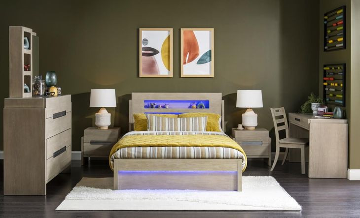 District Weathered Oak Full Storage Panel Bed with LED