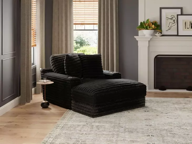 Comfrey Black 67" Chaise