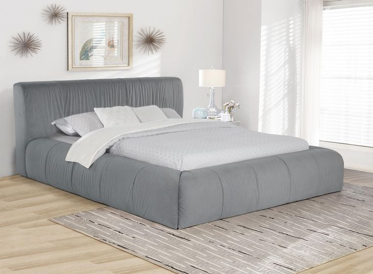 Wilshire Gray Queen Upholstered Platform Bed