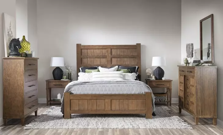 Artisans Place Vintage Pine and Ironwood King Panel Bed