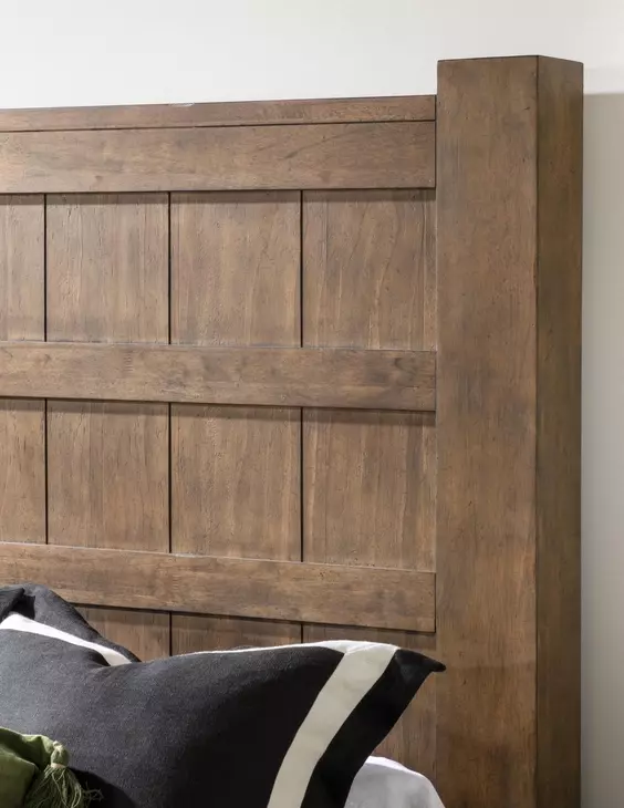 Artisans Place Vintage Pine and Ironwood King Panel Bed