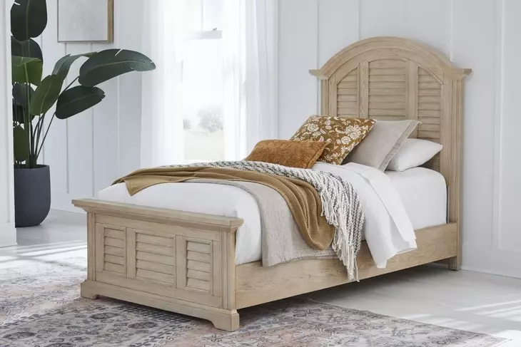 Heritage Coast Sea Oat Twin Panel Bed
