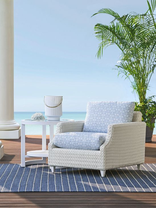 Ocean Breeze Promenade Blue and White Upholstered Outdoor Lounge Chair