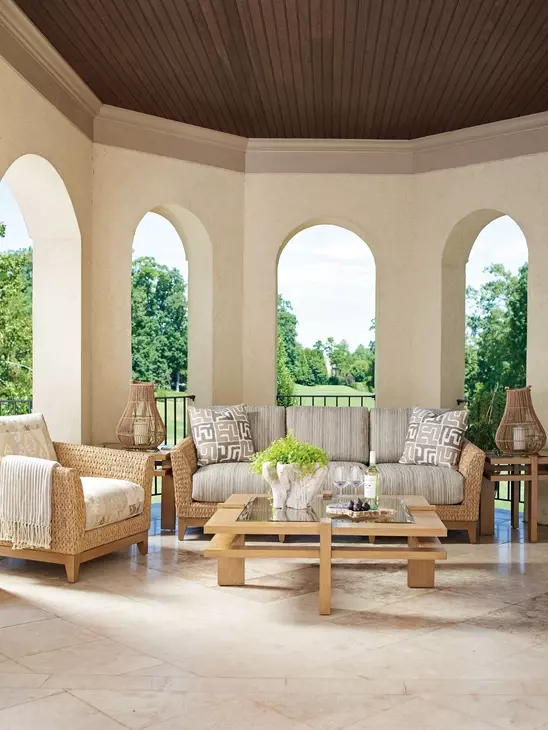 Los Altos Valley View Brown Outdoor 83" Sofa