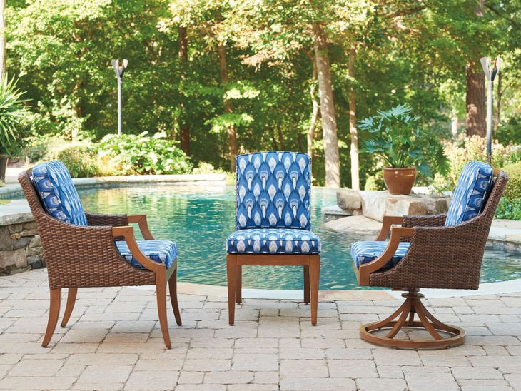 Harbor Isle Blue and White Upholstered Outdoor Arm Chair