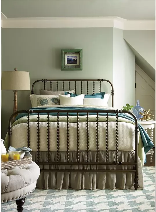 Riverhouse Brown King The Guest Room Metal Bed
